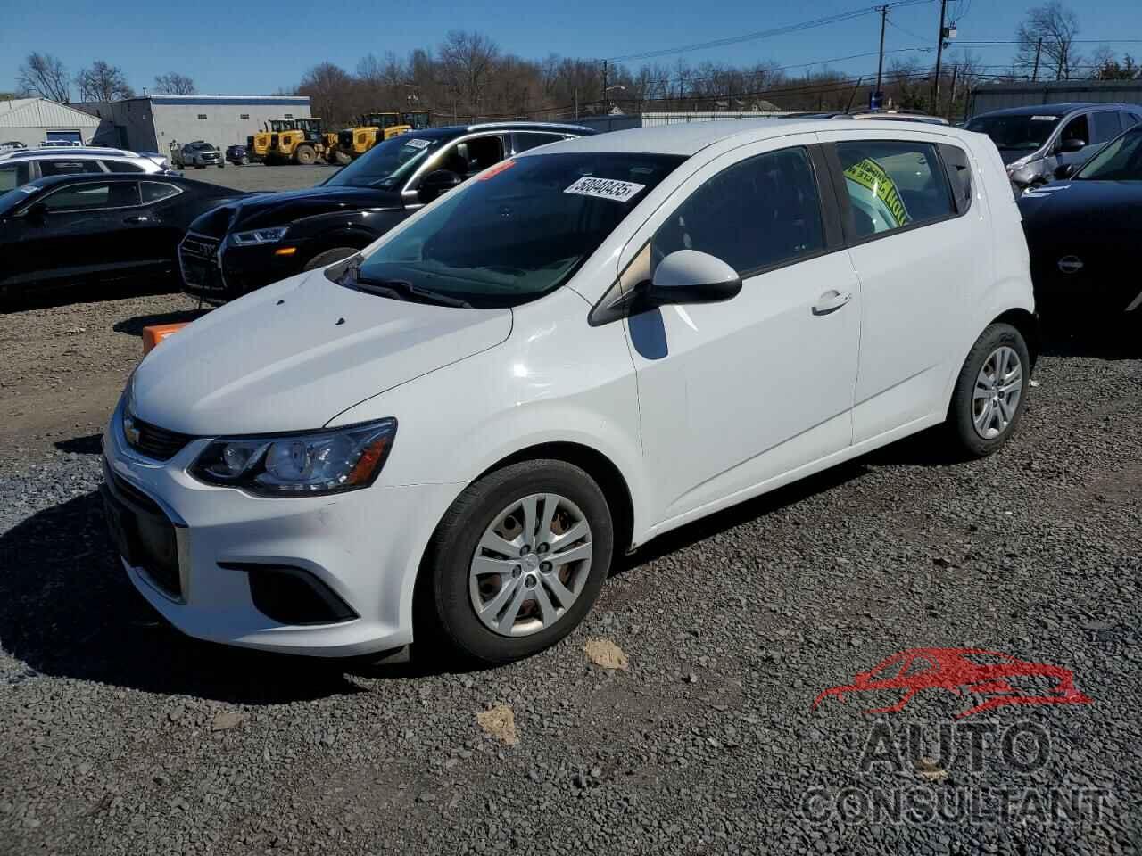CHEVROLET SONIC 2019 - 1G1JG6SB5K4136310