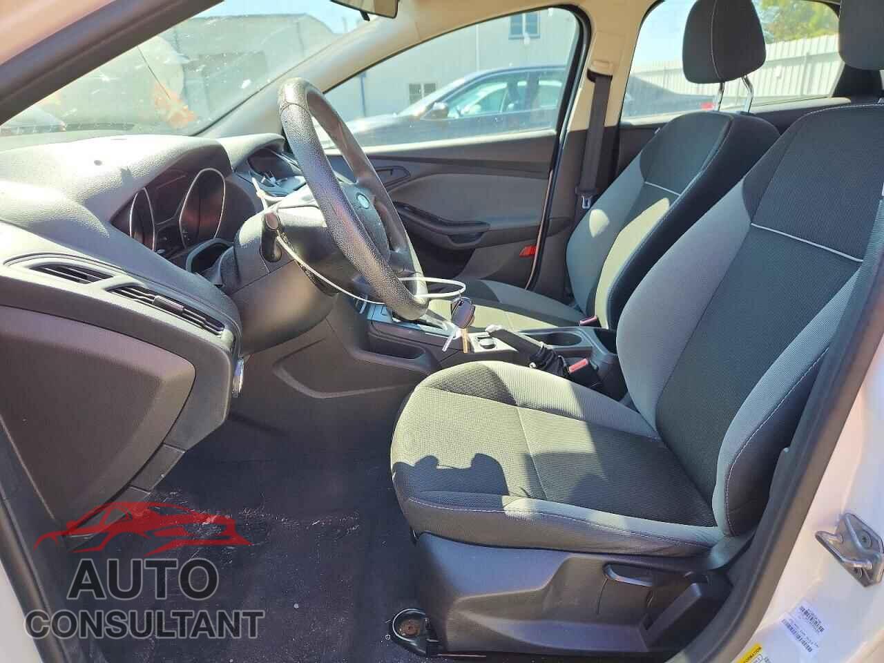 FORD FOCUS 2013 - 1FADP3E27DL320662