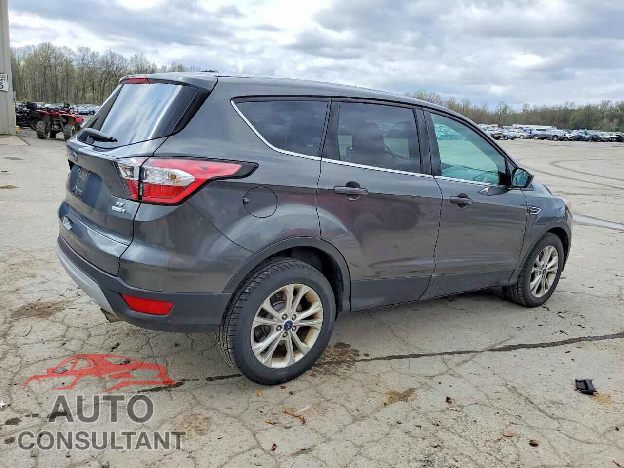 FORD ESCAPE 2017 - 1FMCU9GD0HUC44388