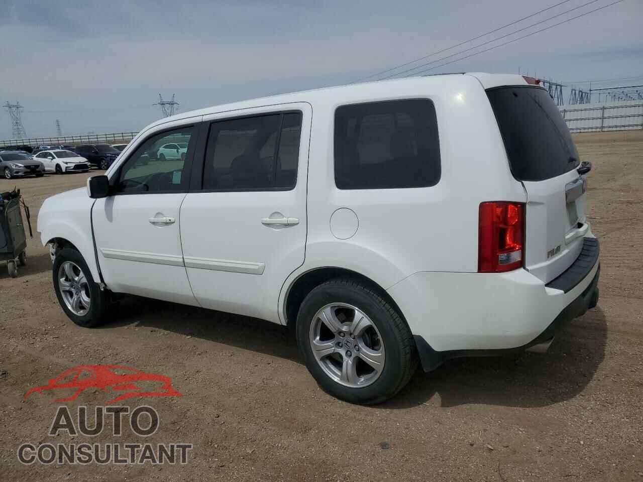 HONDA PILOT 2013 - 5FNYF3H44DB040650