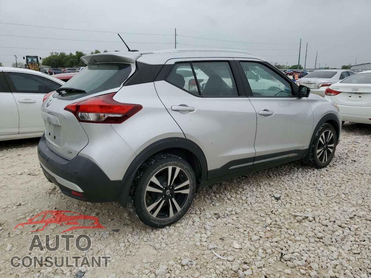 NISSAN KICKS 2020 - 3N1CP5DV1LL536123
