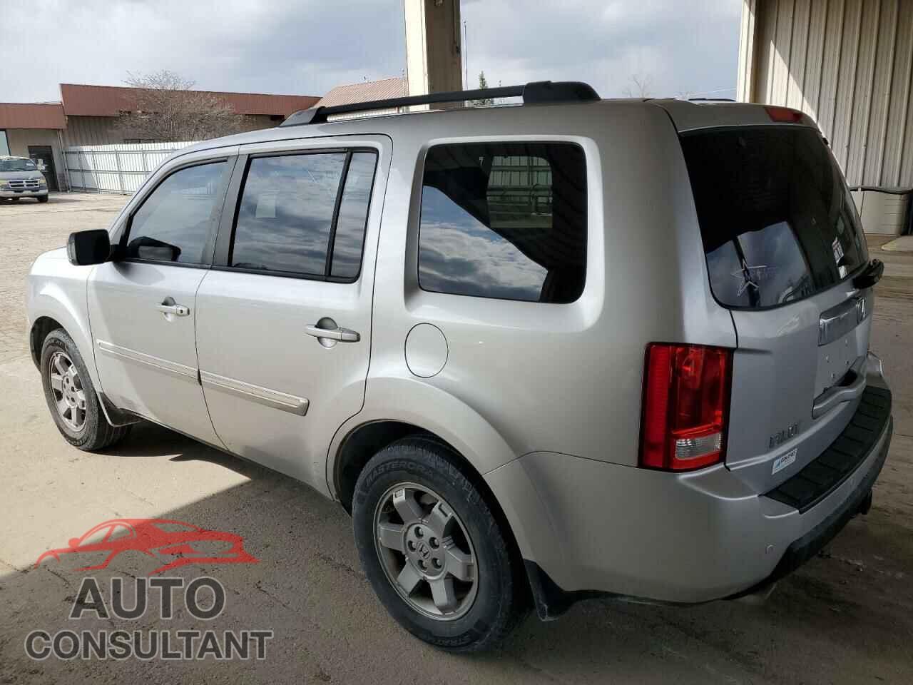 HONDA PILOT 2010 - 5FNYF4H98AB002819