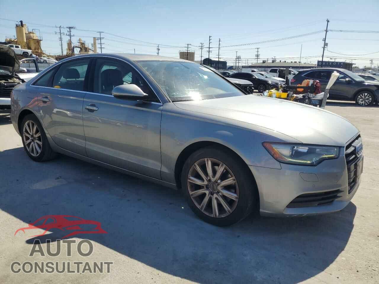 AUDI A6 2013 - WAUDFAFC6DN096374