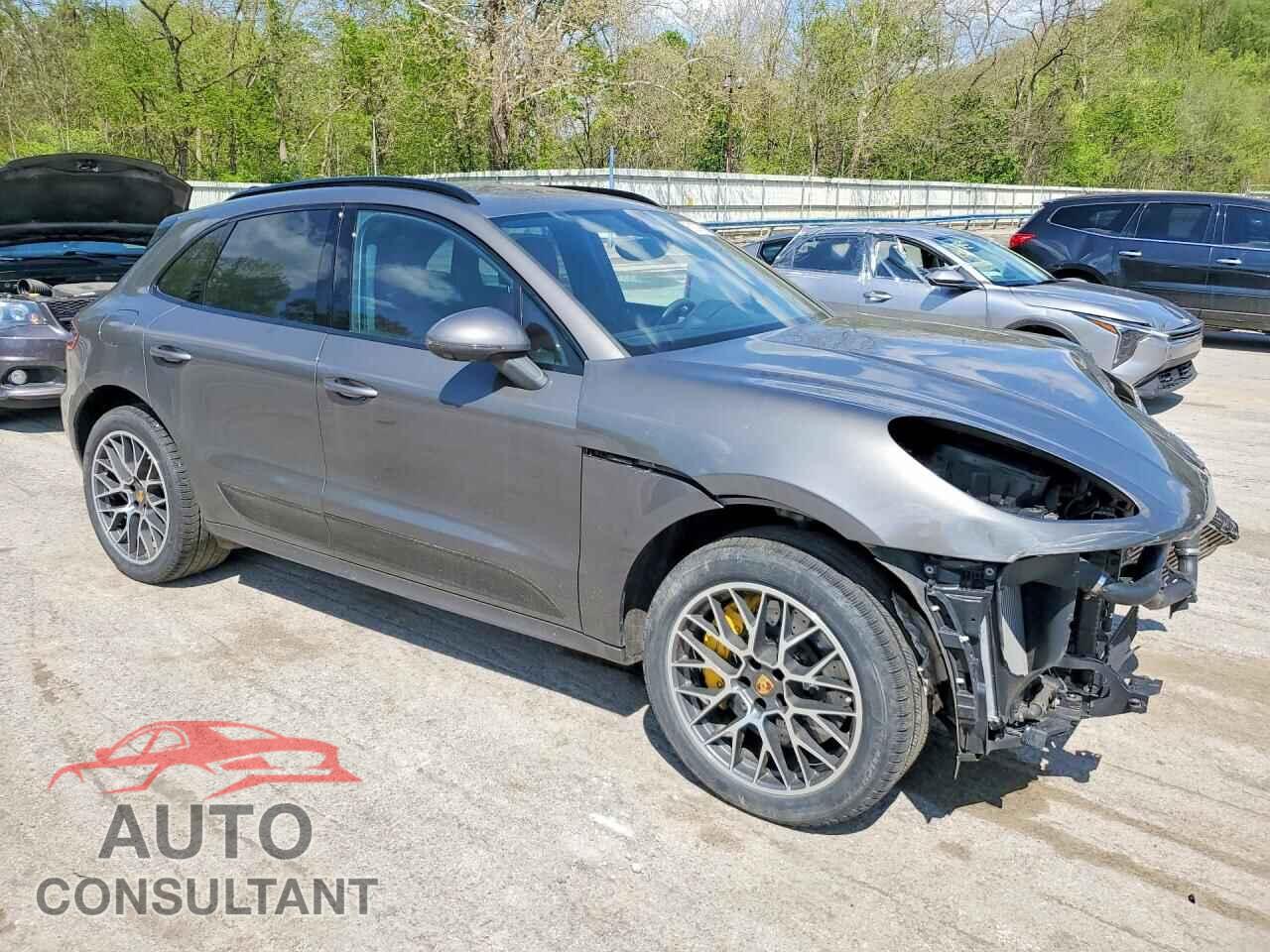 PORSCHE MACAN 2016 - WP1AF2A54GLB93561