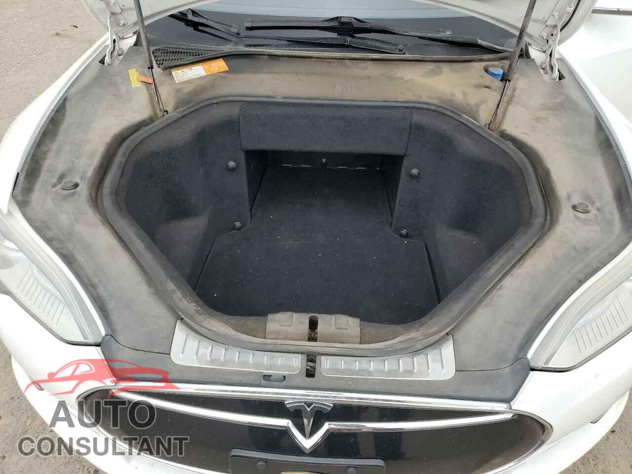 TESLA MODEL S 2013 - 5YJSA1CP6DFP05560