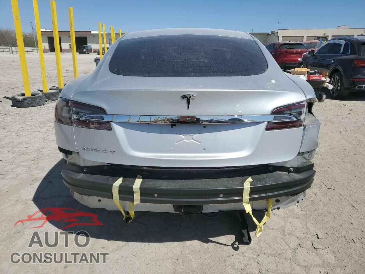 TESLA MODEL S 2013 - 5YJSA1CN5DFP05936
