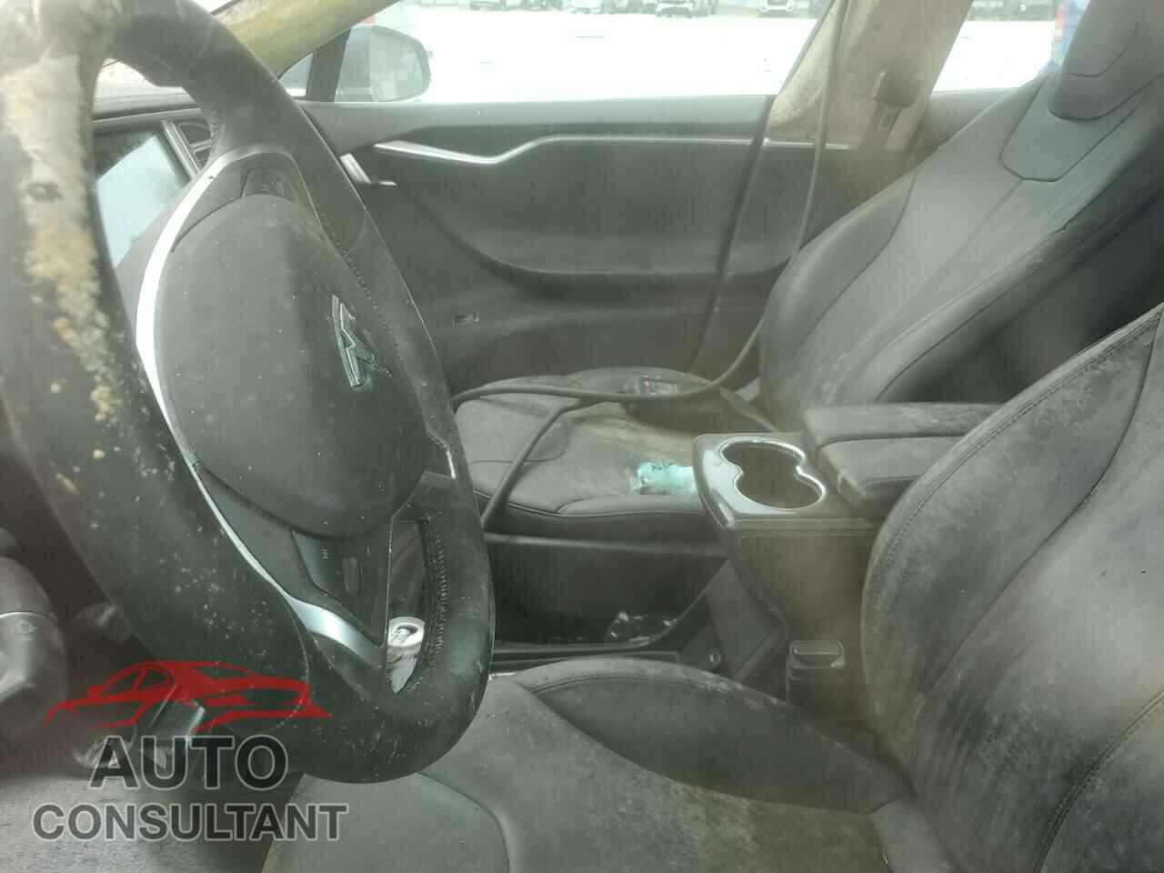 TESLA MODEL S 2013 - 5YJSA1DN6DFP23117