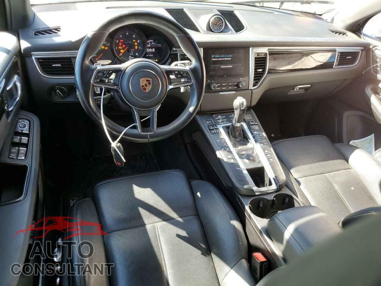 PORSCHE MACAN 2017 - WP1AA2A54HLB01543