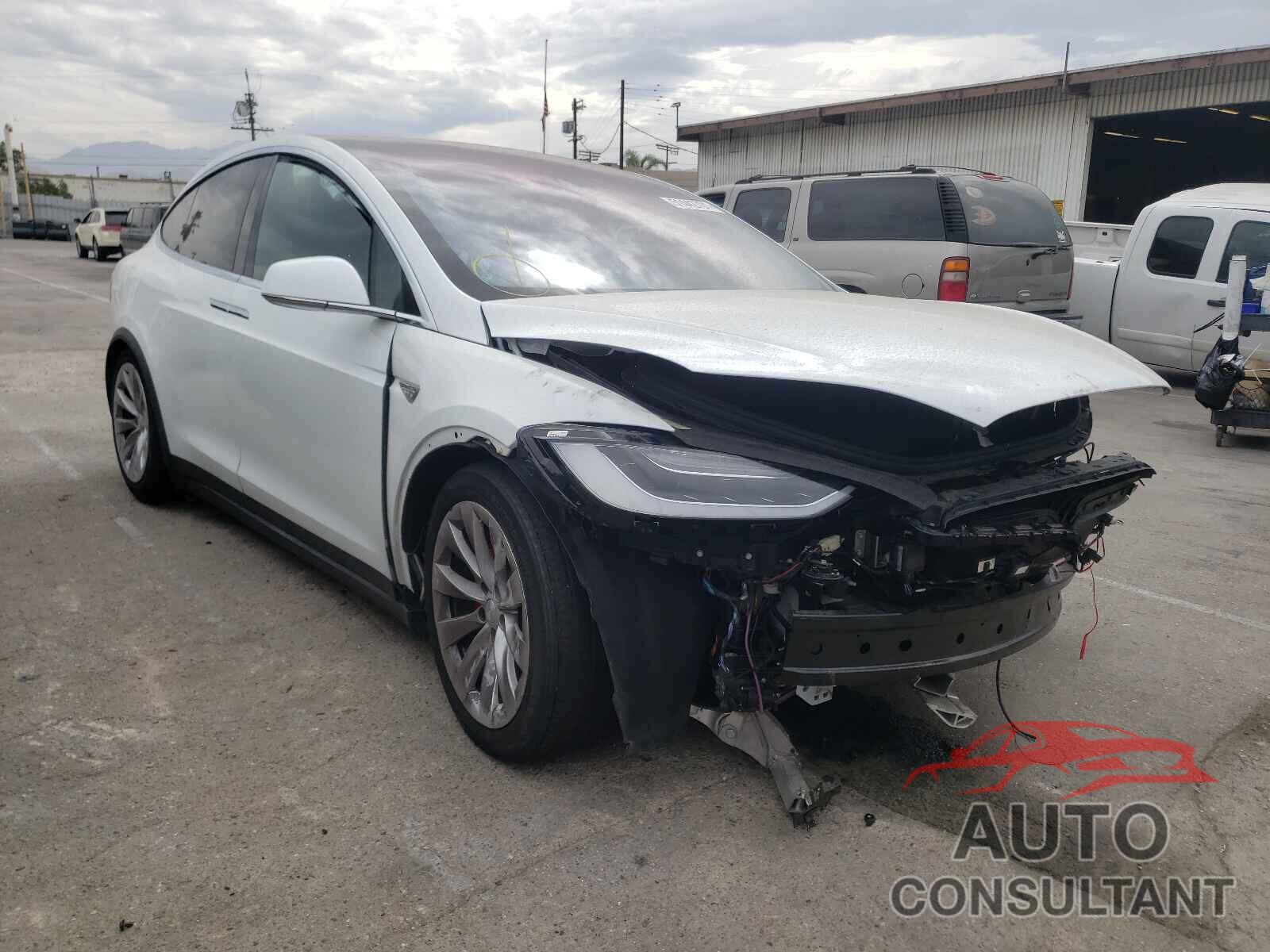 TESLA MODEL X 2016 - 5YJXCBE41GF002560