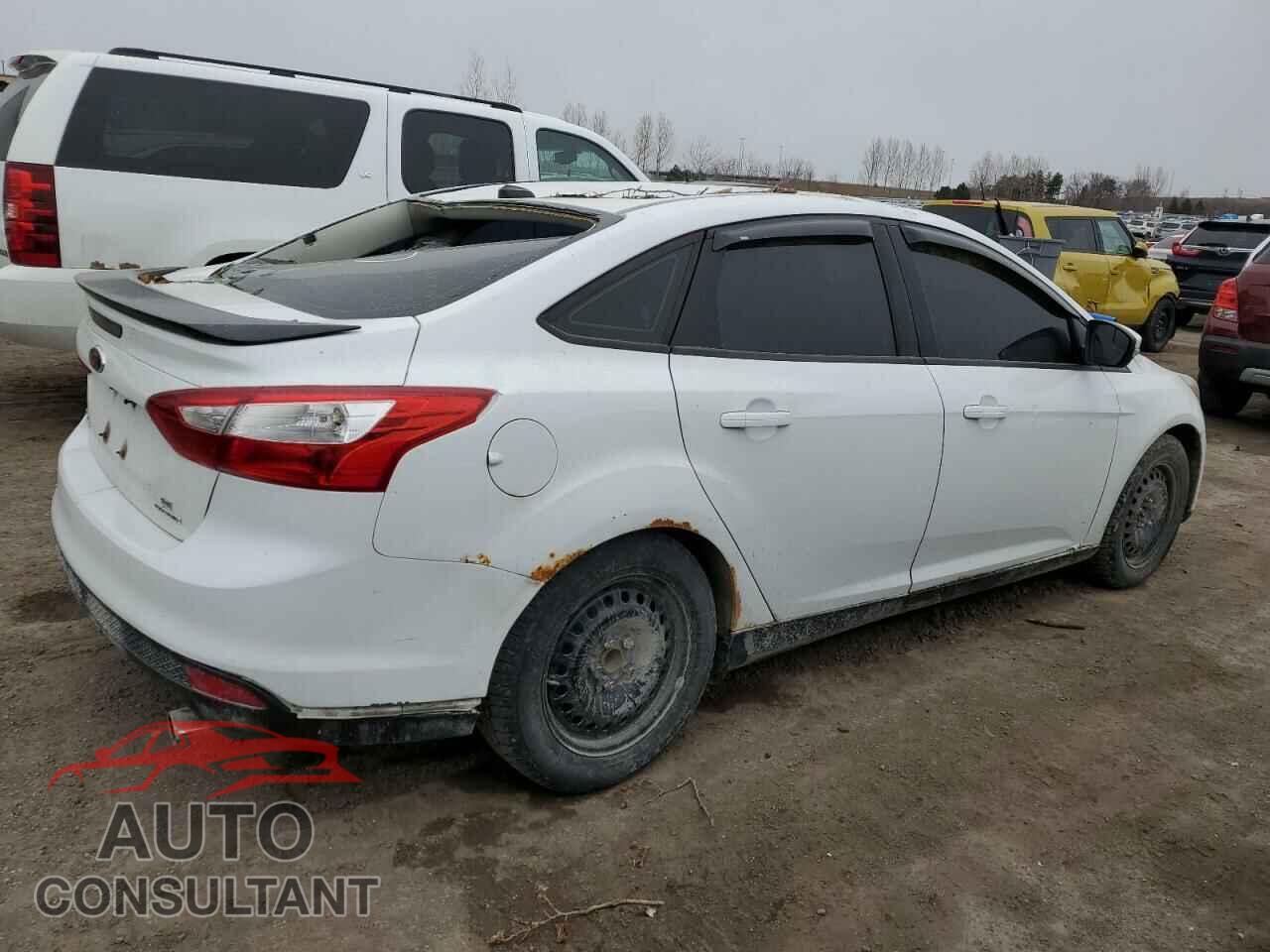 FORD FOCUS 2014 - 1FADP3F20EL290713