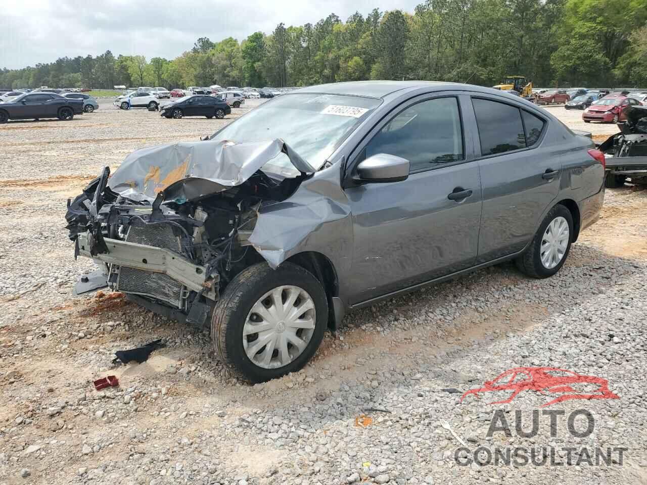 NISSAN VERSA 2017 - 3N1CN7AP9HL831971