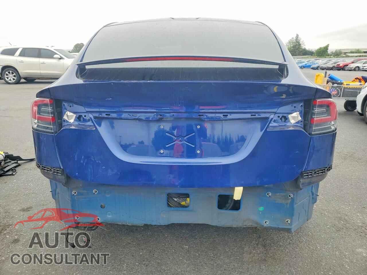 TESLA MODEL X 2017 - 5YJXCBE21HF079588