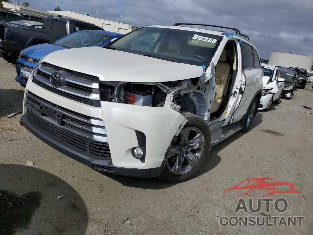 TOYOTA HIGHLANDER 2018 - 5TDDZRFH6JS895565