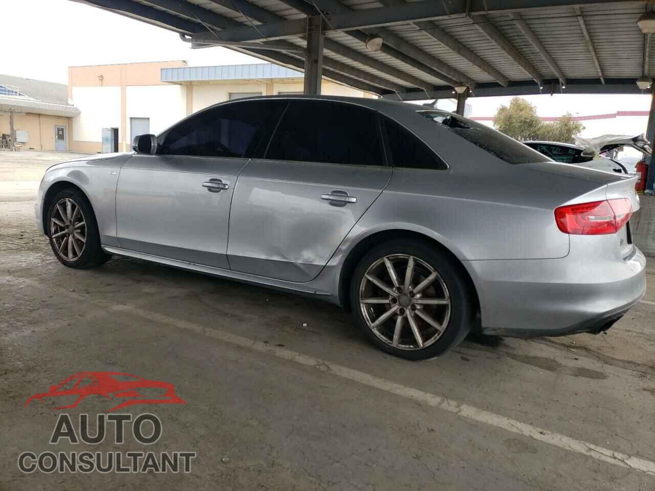 AUDI A4 2015 - WAUBFAFLXFN007710