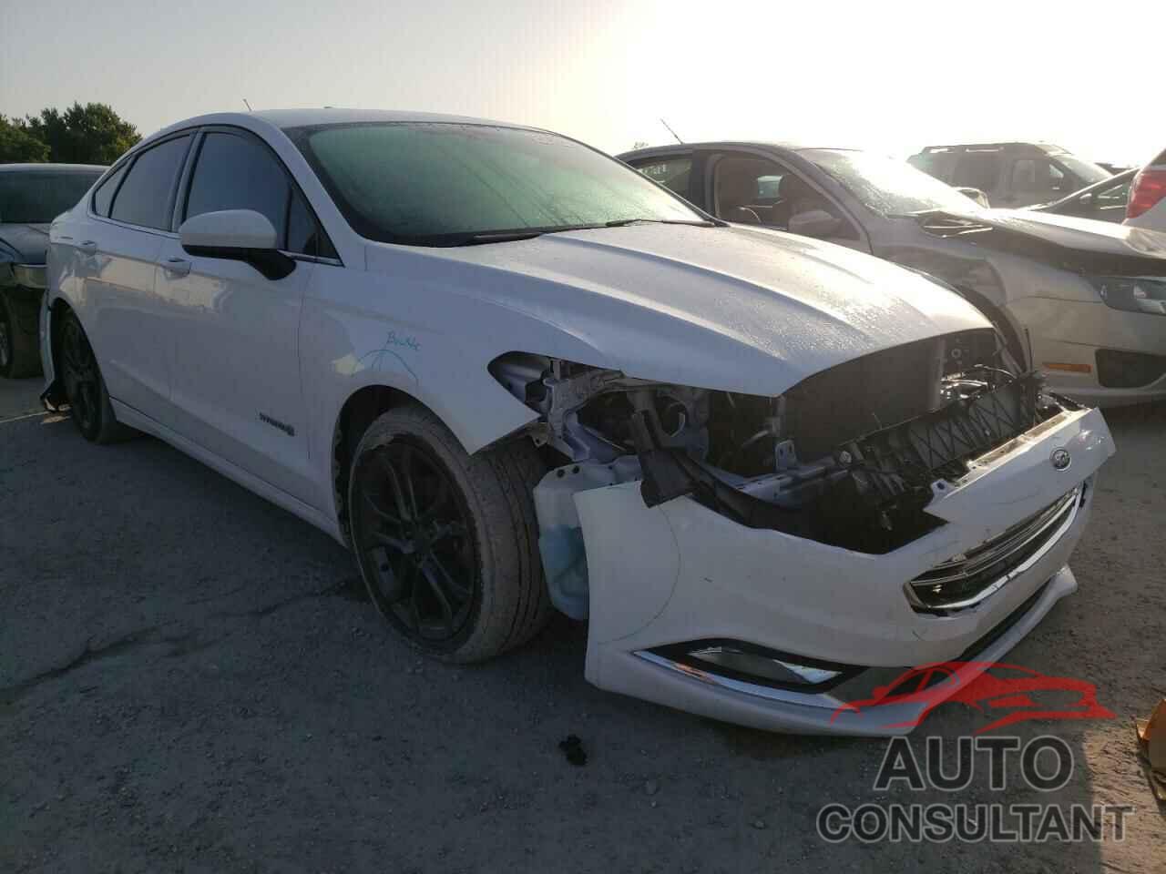 FORD FUSION 2018 - 3FA6P0LU2JR131703
