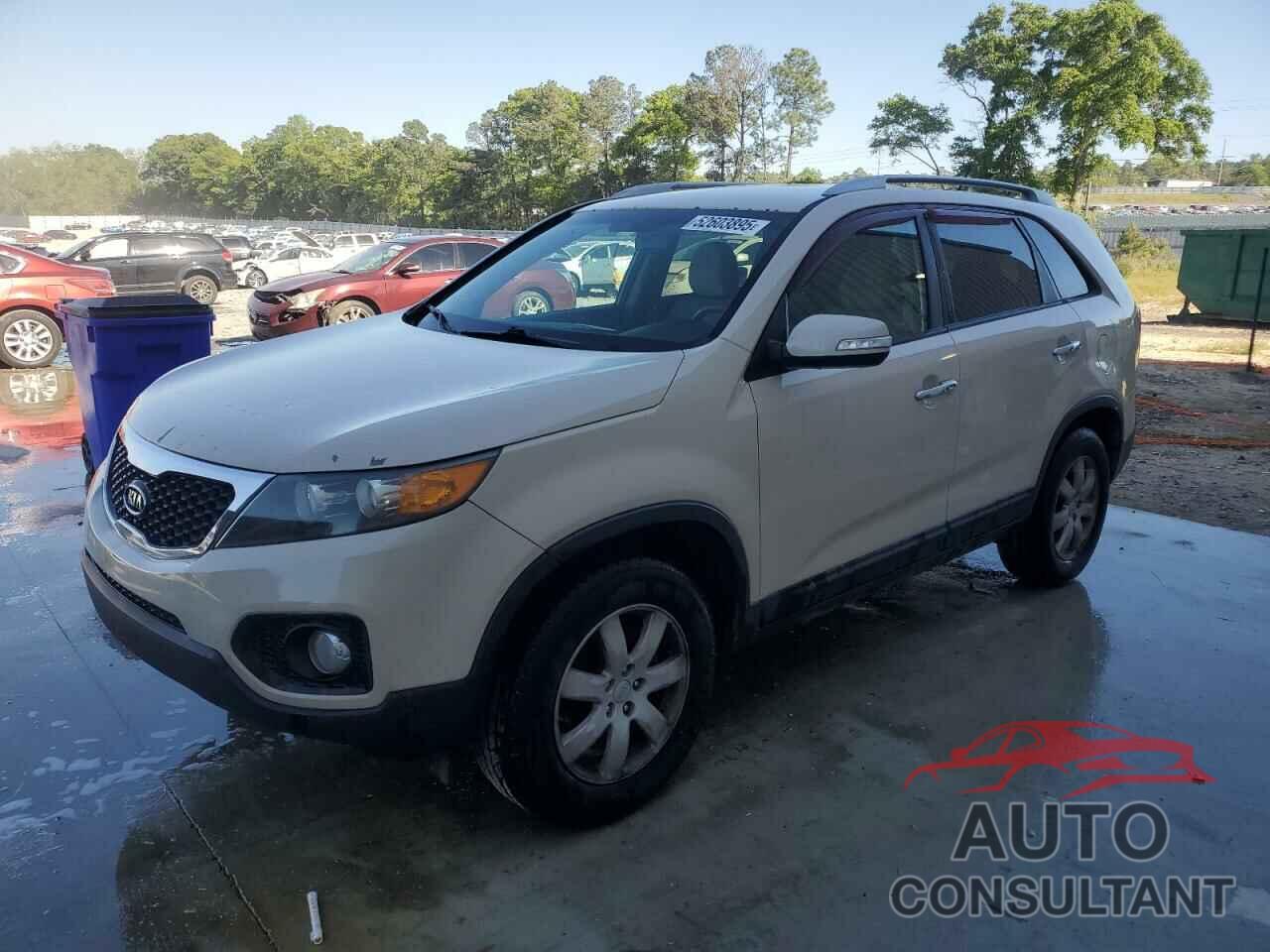 KIA SORENTO 2011 - 5XYKT3A10BG102257