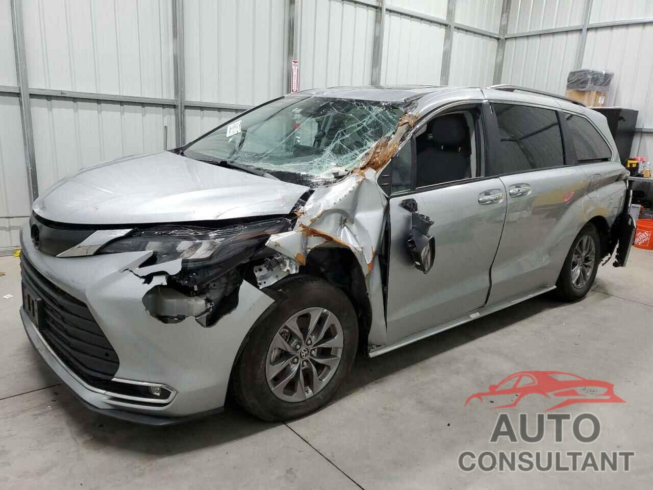 TOYOTA All Models 2024 - 5TDYRKEC4RS187079