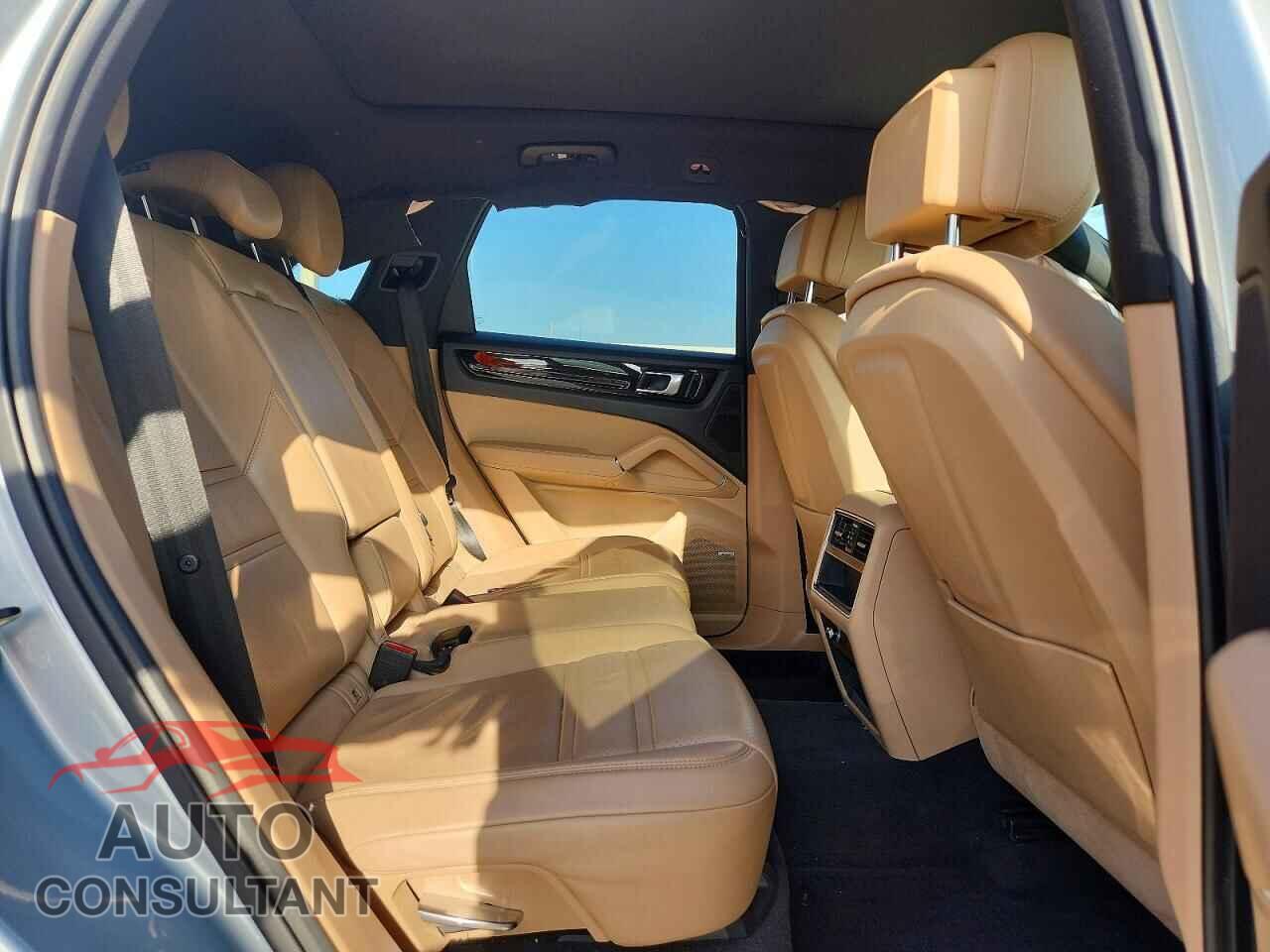 PORSCHE CAYENNE 2020 - WP1AA2AY7LDA06276