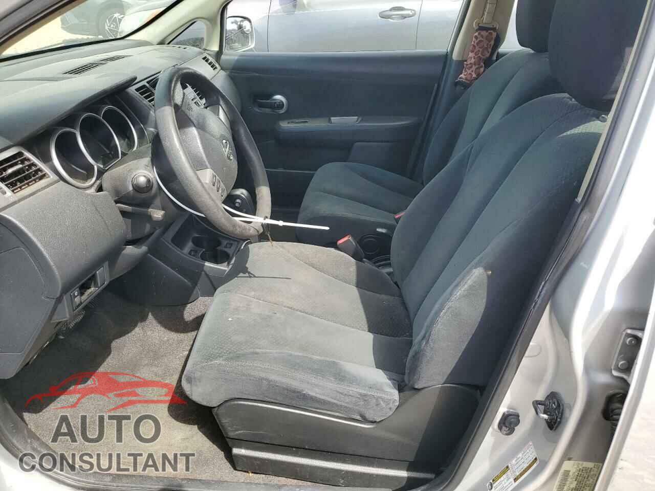 NISSAN VERSA 2011 - 3N1BC1AP3BL452650