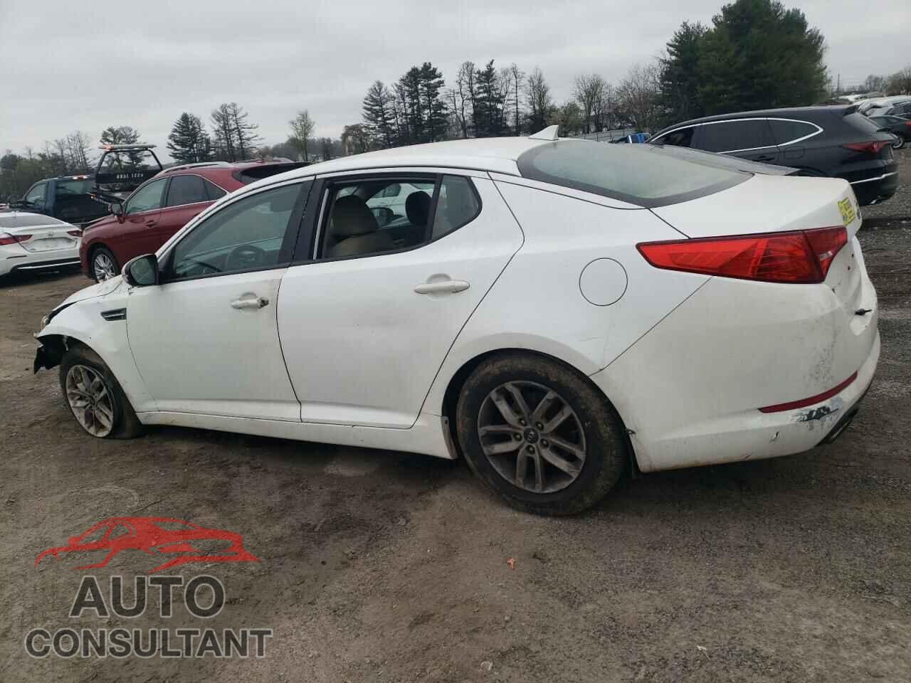 KIA OPTIMA 2011 - KNAGM4A75B5054581