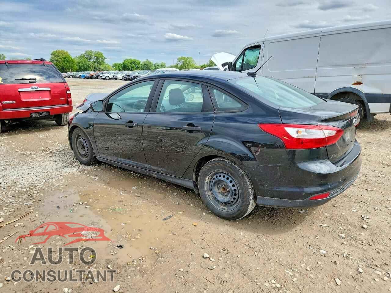 FORD FOCUS 2014 - 1FADP3E24EL438444