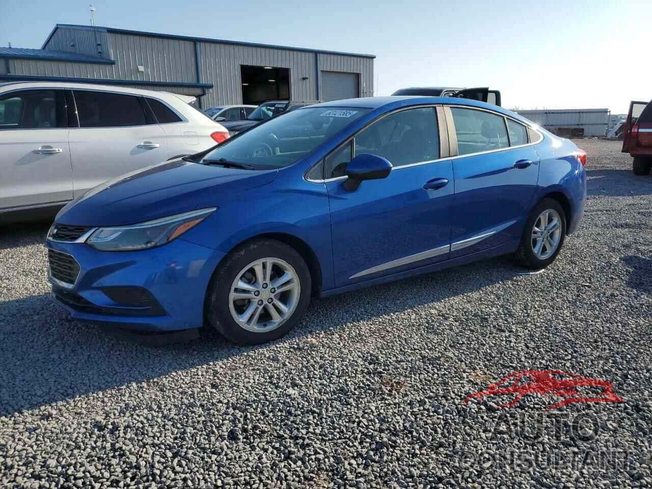 CHEVROLET CRUZE 2018 - 1G1BE5SMXJ7150920
