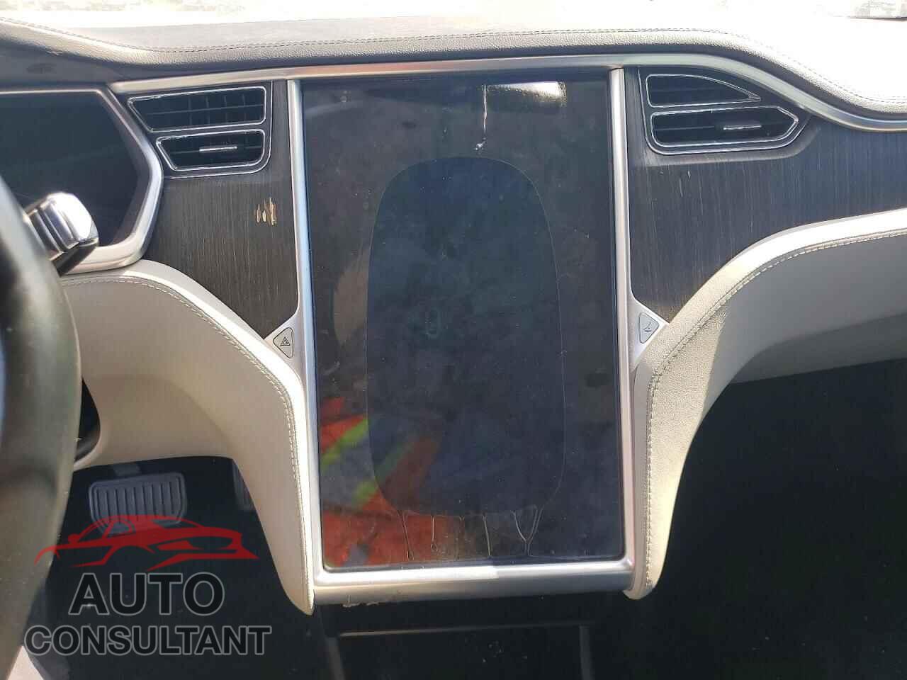 TESLA MODEL S 2013 - 5YJSA1DN2DFP05746