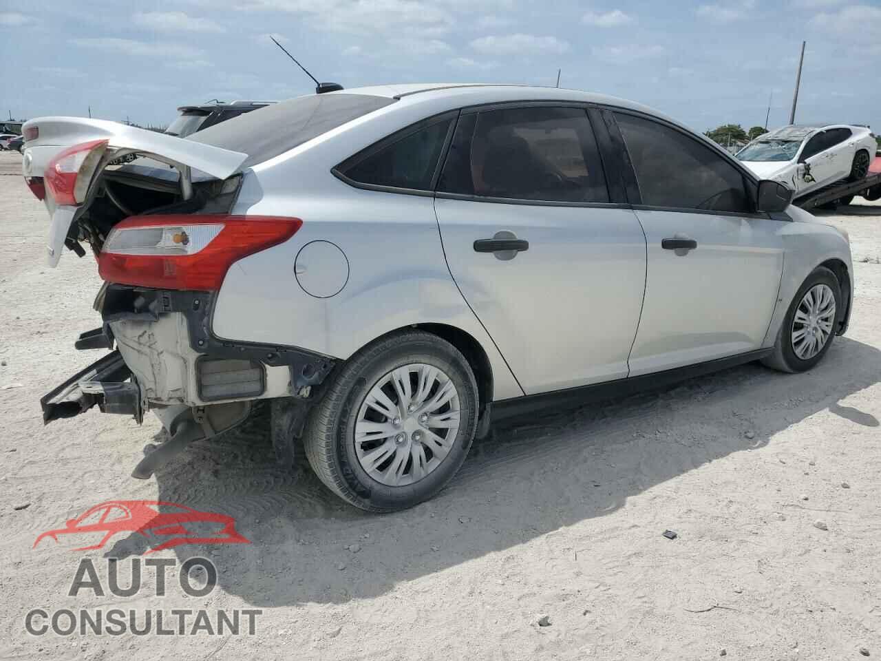 FORD FOCUS 2014 - 1FADP3E20EL140361