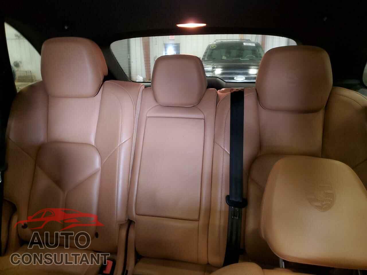 PORSCHE CAYENNE 2012 - WP1AB2A24CLA49892
