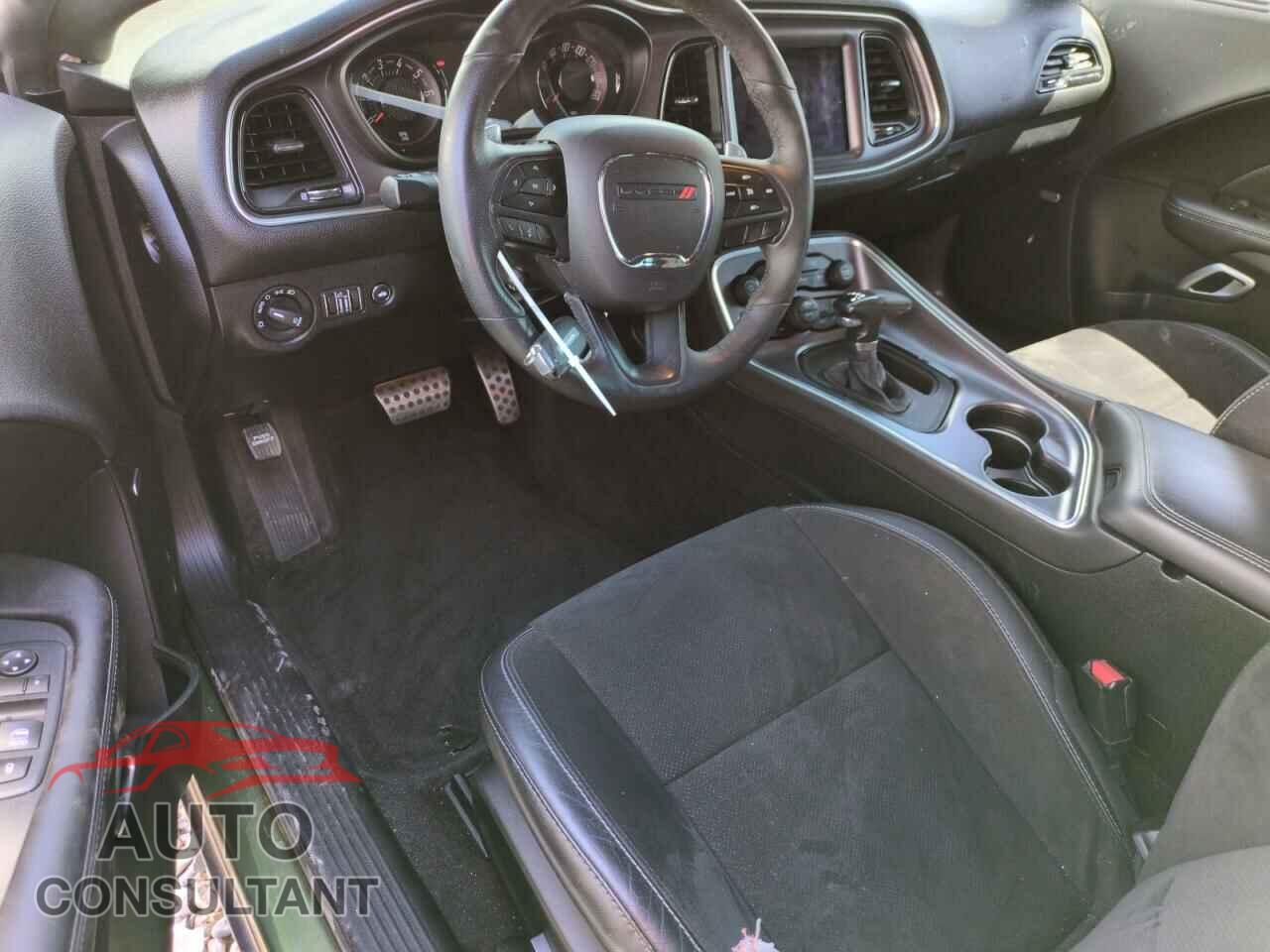DODGE CHALLENGER 2018 - 2C3CDZGG8JH272189