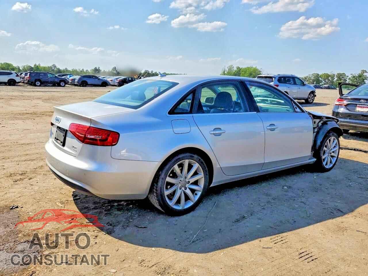 AUDI A4 2013 - WAUFFAFL4DN017843