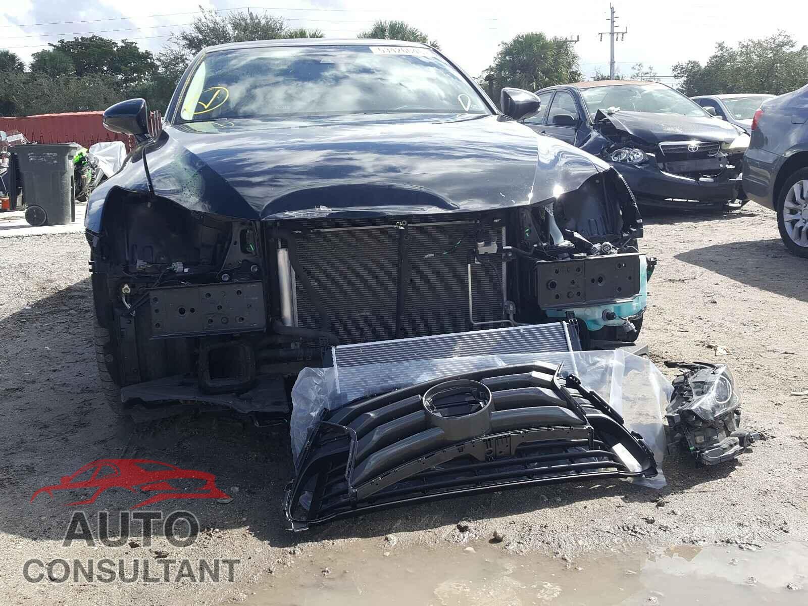 LEXUS IS 2017 - JTHBA1D22H5060186