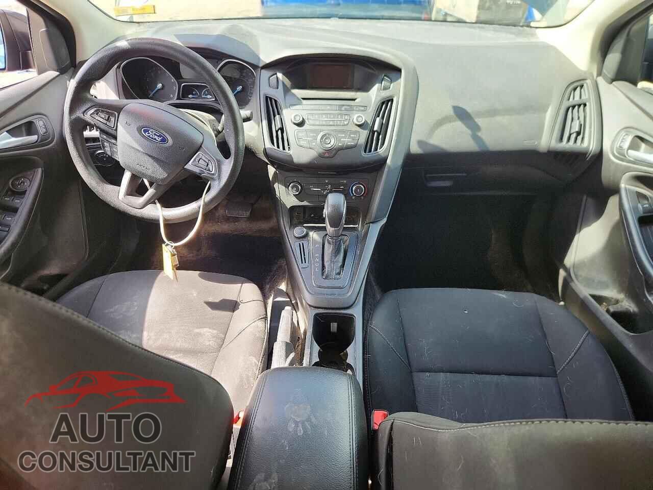 FORD FOCUS 2017 - 1FADP3F21HL329202