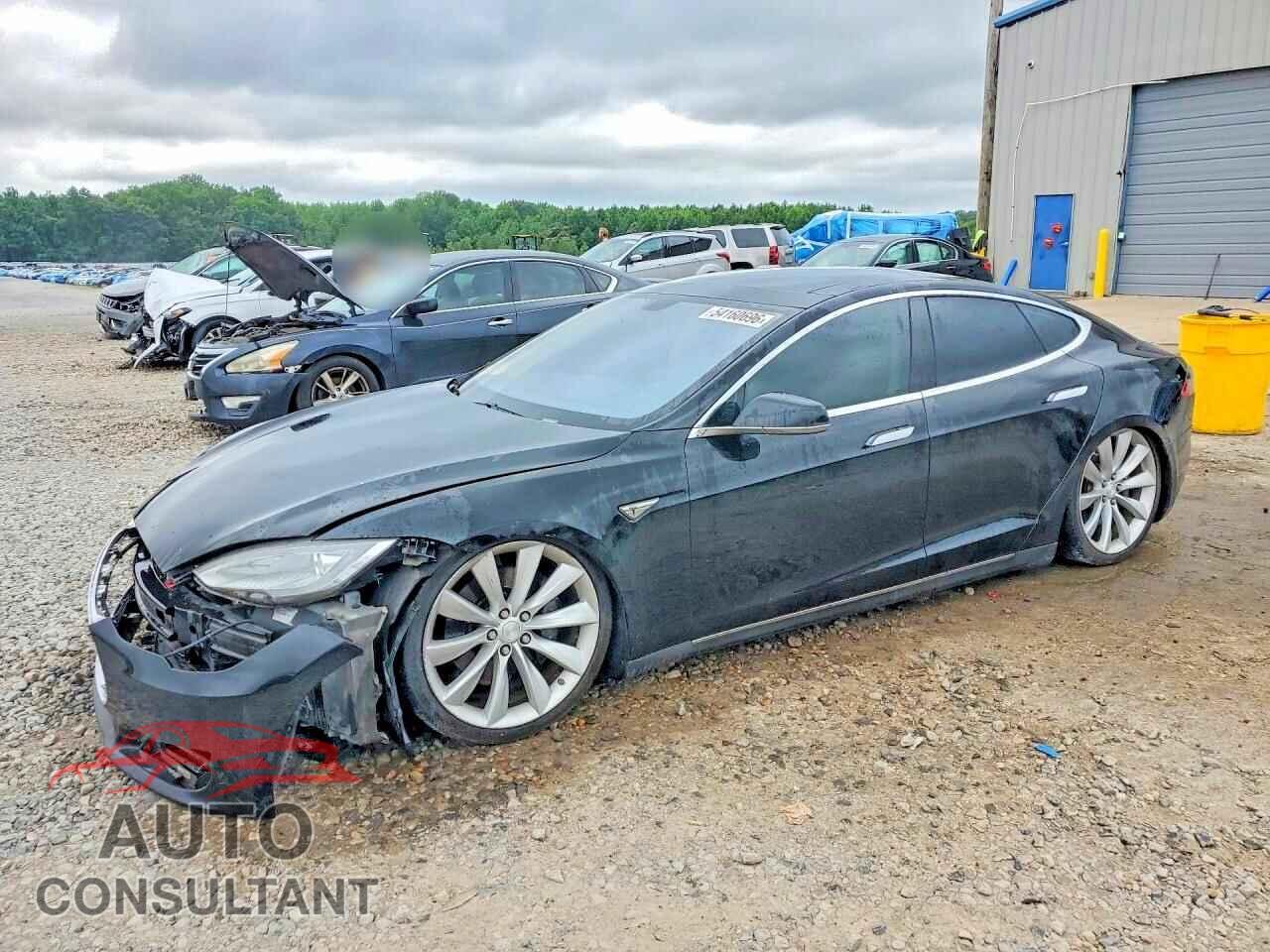 TESLA MODEL S 2013 - 5YJSA1CN6DFP15634