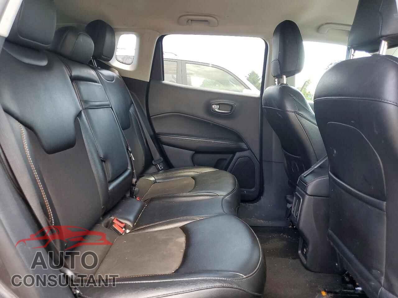 JEEP COMPASS 2020 - 3C4NJDBB5LT149357