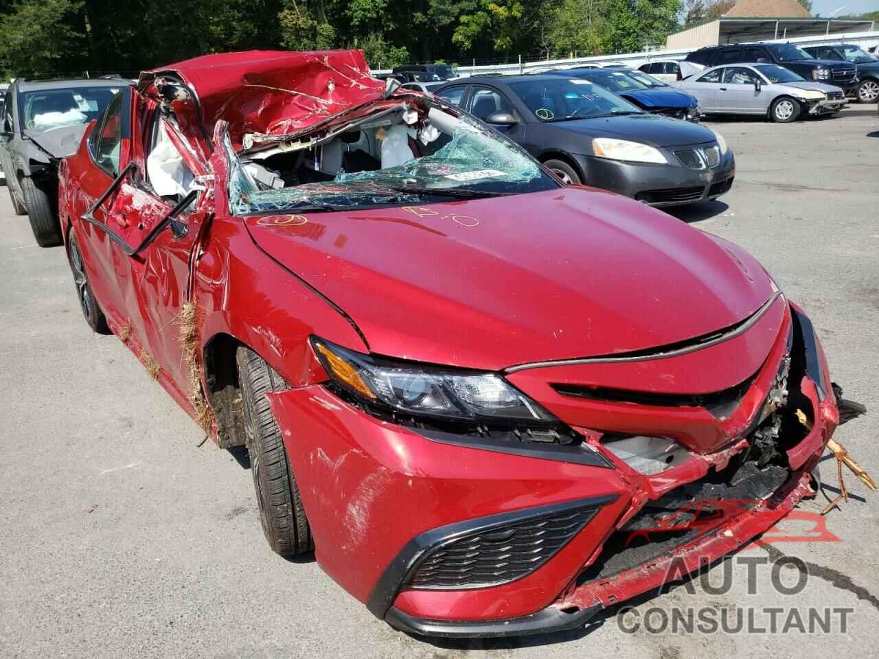 TOYOTA CAMRY 2021 - 4T1G11AK1MU415517