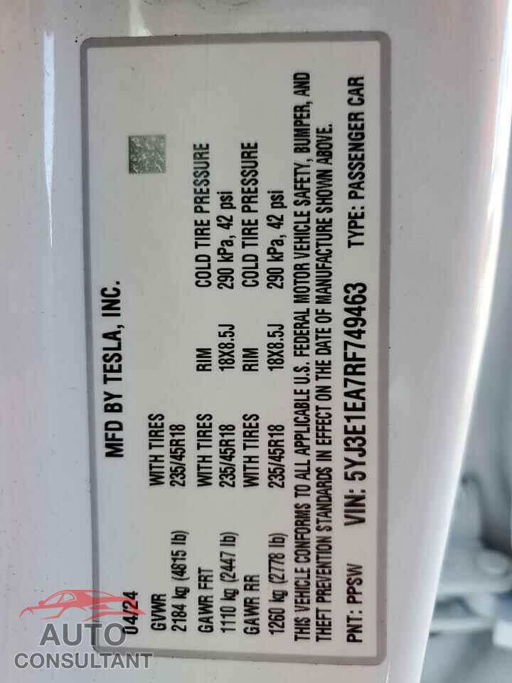 TESLA MODEL 3 2024 - 5YJ3E1EA7RF749463