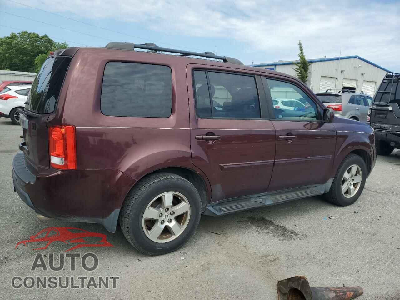 HONDA PILOT 2011 - 5FNYF3H55BB015813