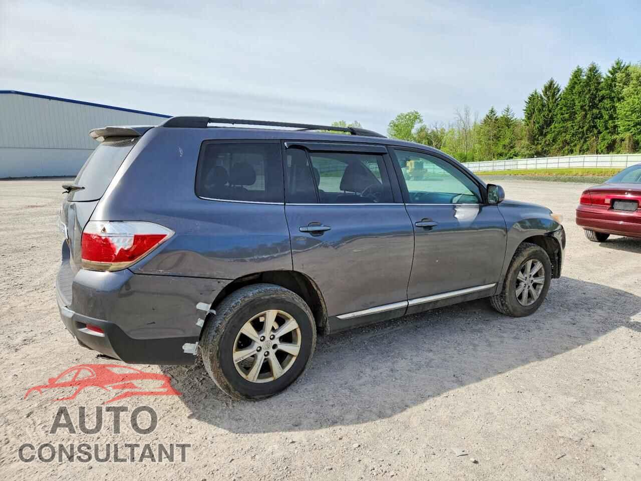 TOYOTA HIGHLANDER 2011 - 5TDBK3EH4BS048314