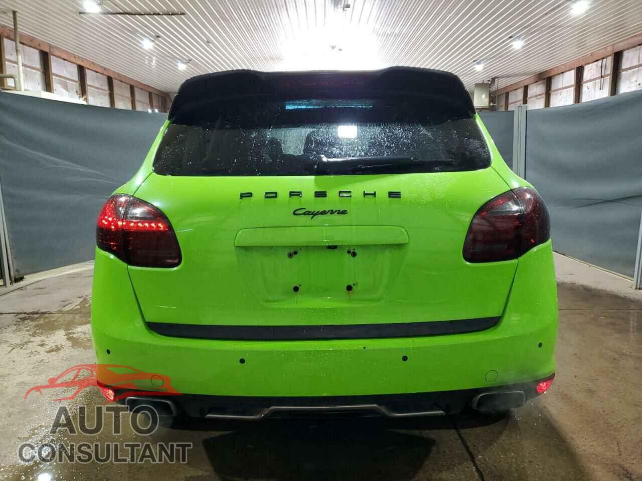 PORSCHE CAYENNE 2012 - WP1AA2A28CLA05588