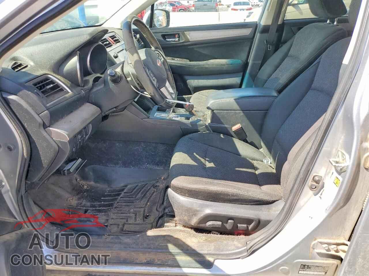 SUBARU OUTBACK 2015 - 4S4BSBCC2F3209800