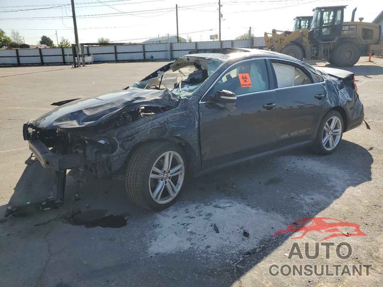 VOLKSWAGEN PASSAT 2015 - 1VWBV7A39FC083072