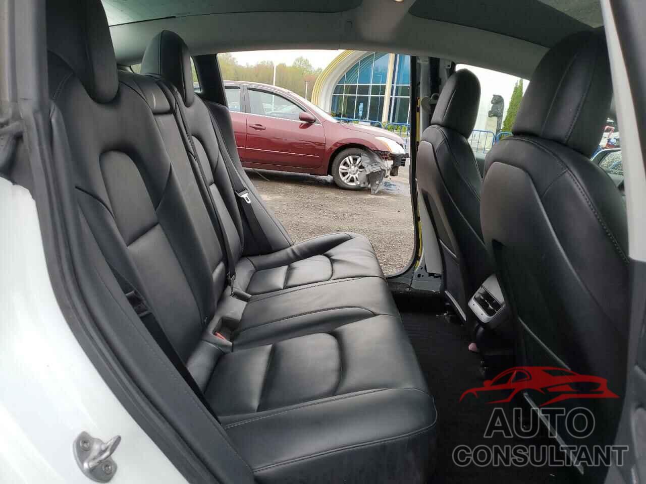 TESLA MODEL 3 2021 - 5YJ3E1EB7MF943718