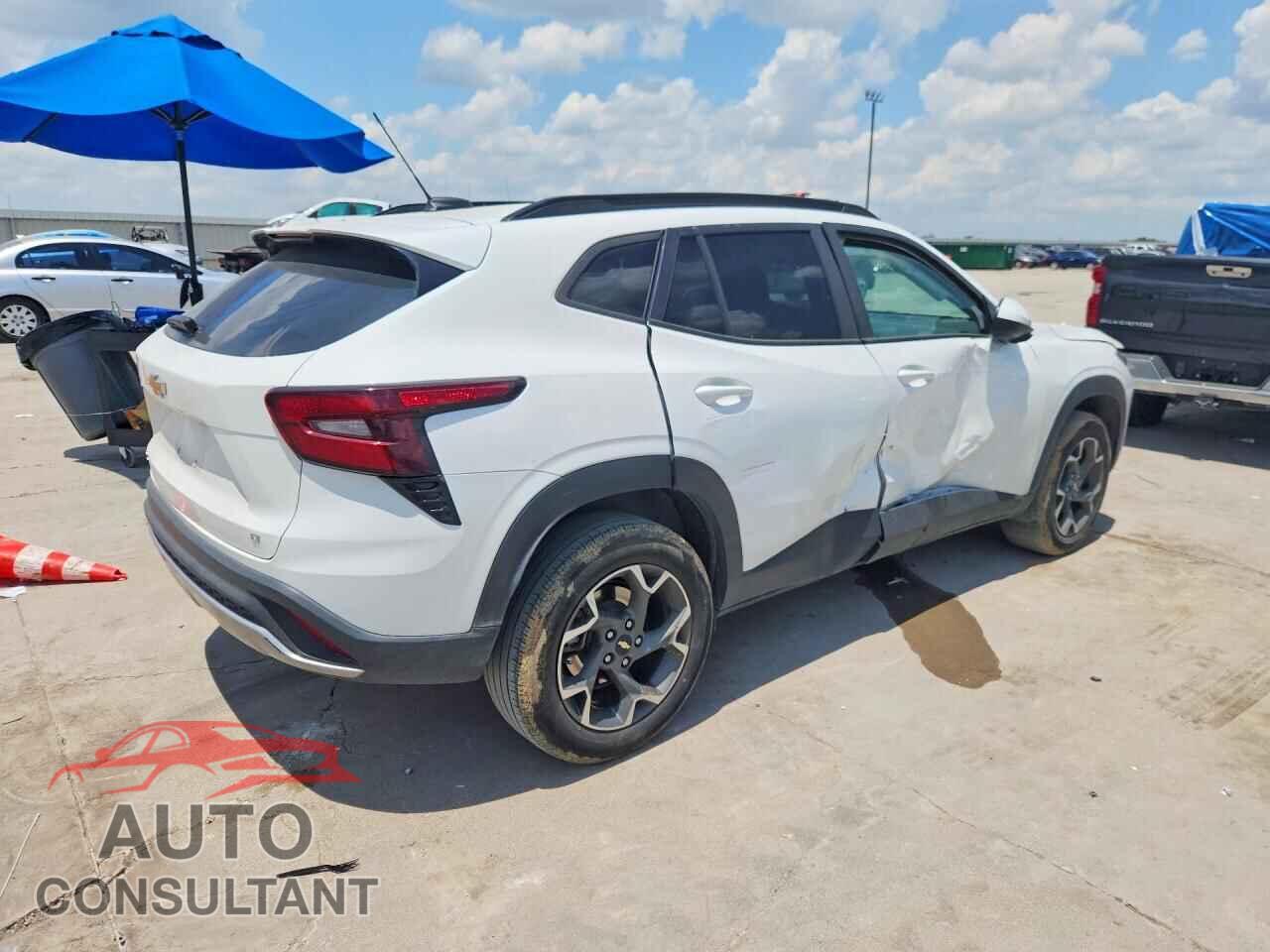 CHEVROLET TRAX 2024 - KL77LHE26RC238927