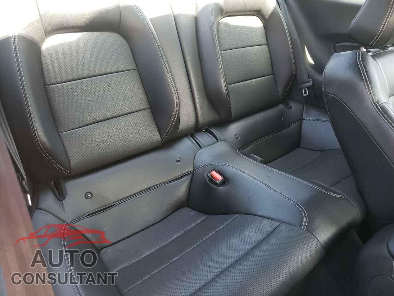 FORD MUSTANG 2021 - 1FA6P8CF1M5124748