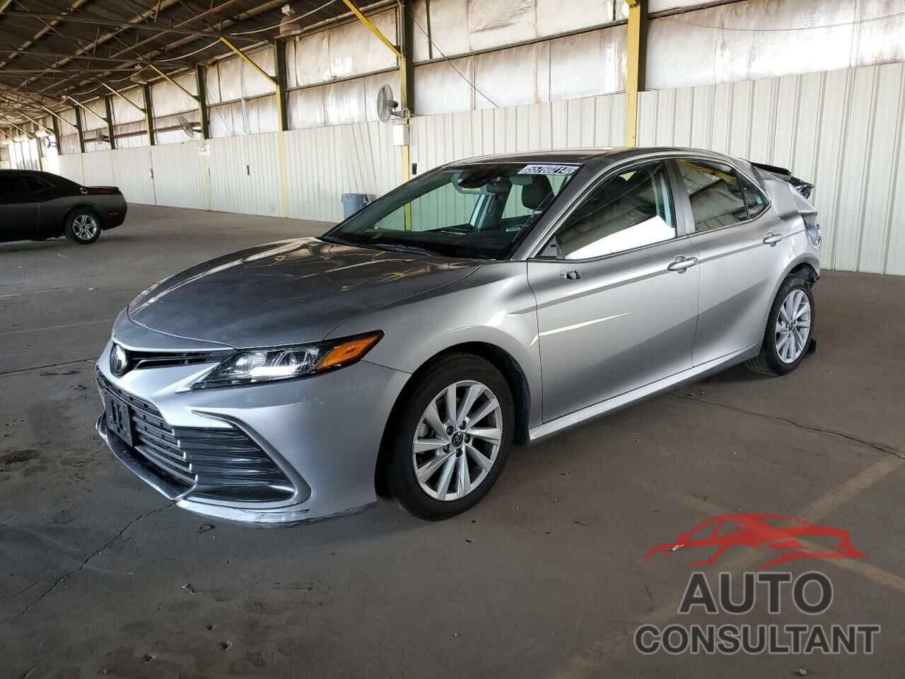TOYOTA CAMRY 2022 - 4T1C11AKXNU027797