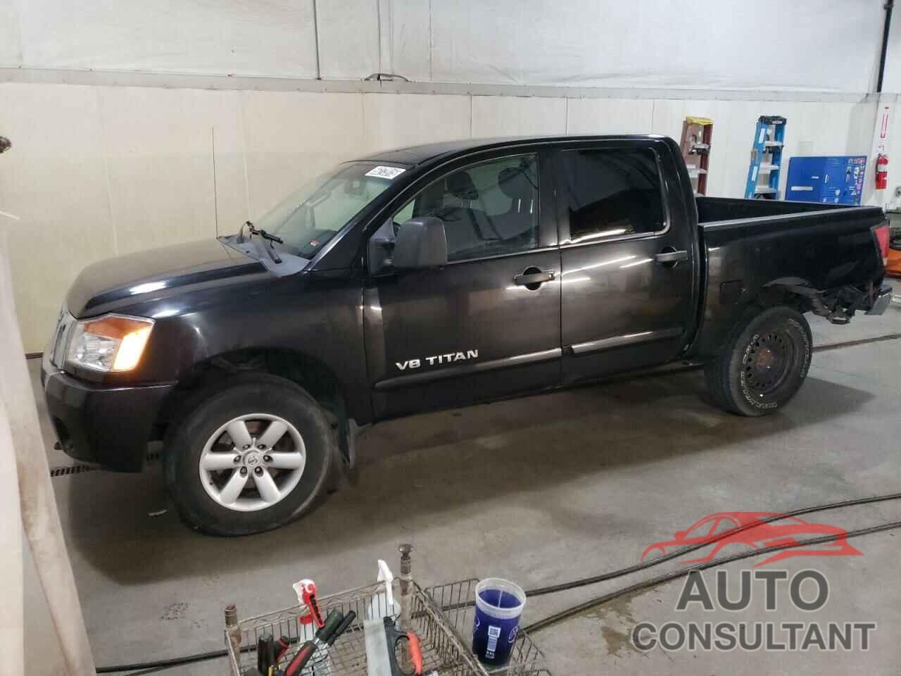NISSAN TITAN 2012 - 1N6AA0EC9CN317512