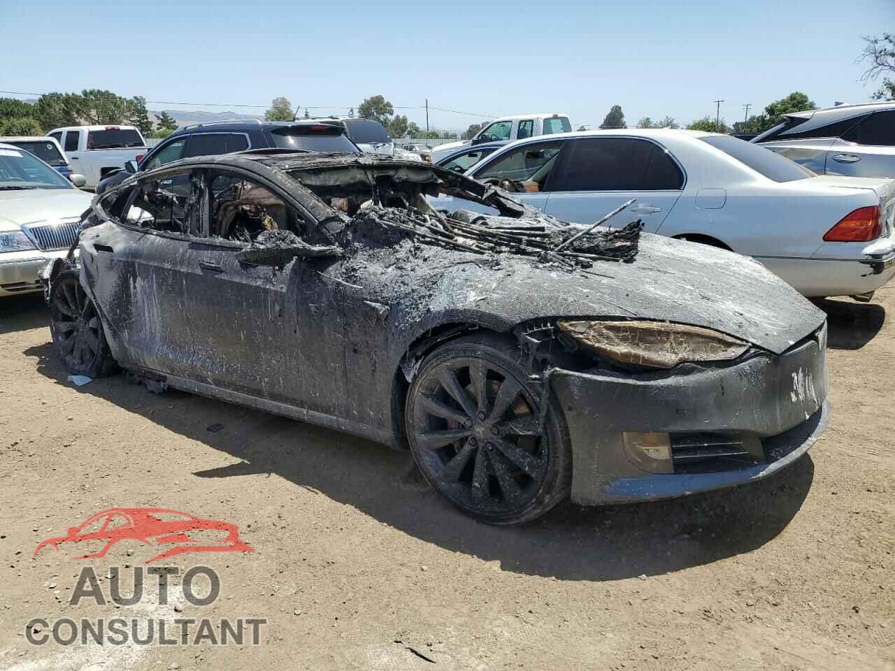 TESLA MODEL S 2017 - 5YJSA1E26HF190843