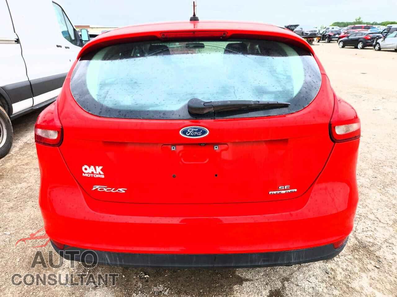 FORD FOCUS 2016 - 1FADP3K29GL222404