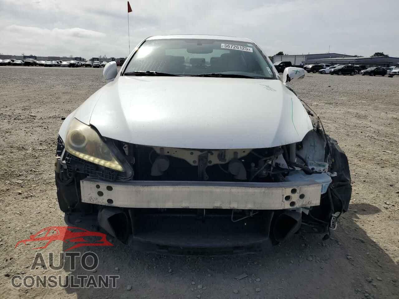 LEXUS IS 2011 - JTHBF5C26B5133416